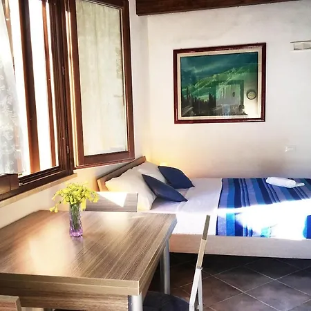 Apartman Stella Valderice